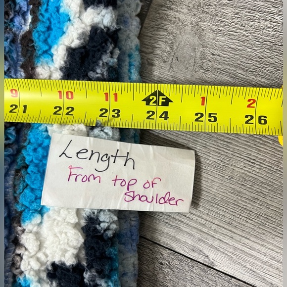 OFFLINE aztec print sweater by Aerie - Picture 6 of 6